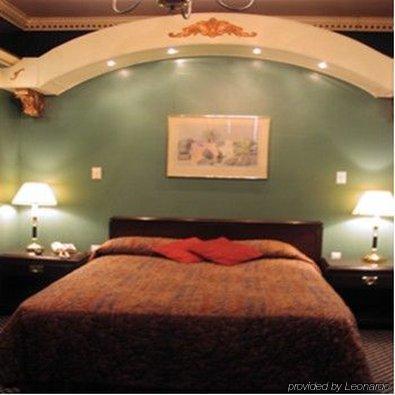 Hotel 7 Saisons Montréal Oda fotoğraf